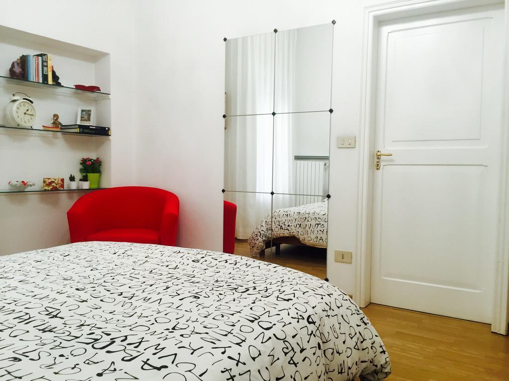 Апартаменты Temporary House Oberdan Болонья Экстерьер фото
