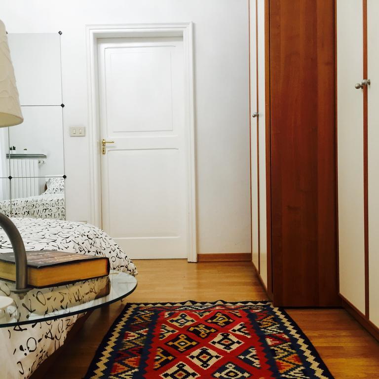 Апартаменты Temporary House Oberdan Болонья Экстерьер фото
